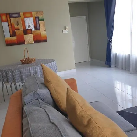 Cyberia Crescent Cyberjaya -3 Bedroom 8 Pax Exterior photo